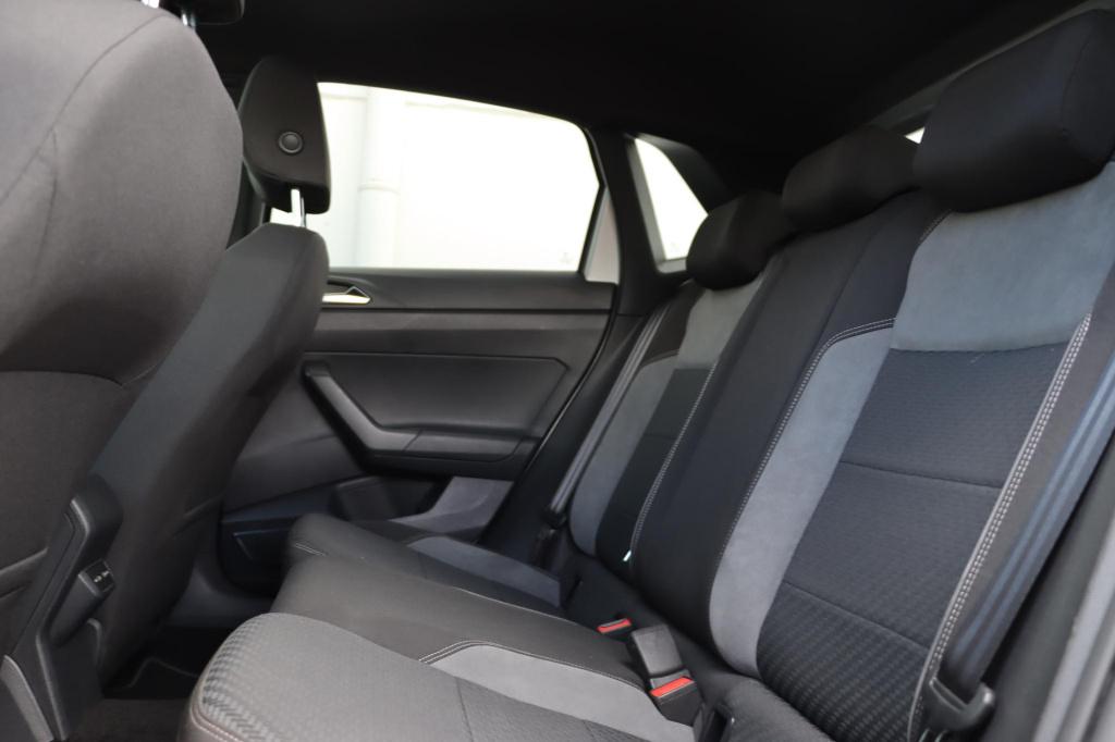 Volkswagen Polo 1.0 tsi highline business r 95pk