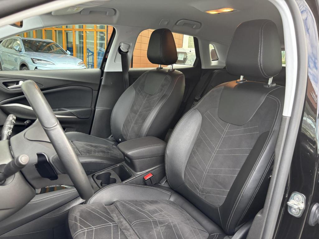 Opel Grandland 1.2 turbo ultimate