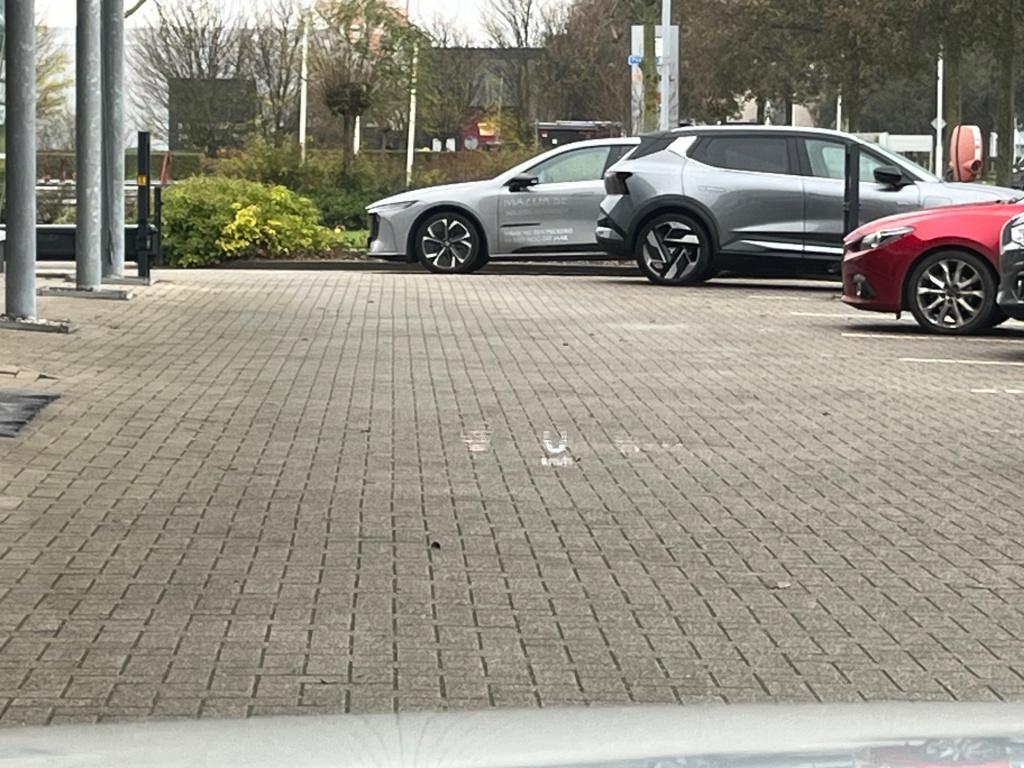 Mazda Mx-30 e-skyactiv 145 first edition 36 kwh|rijklaar