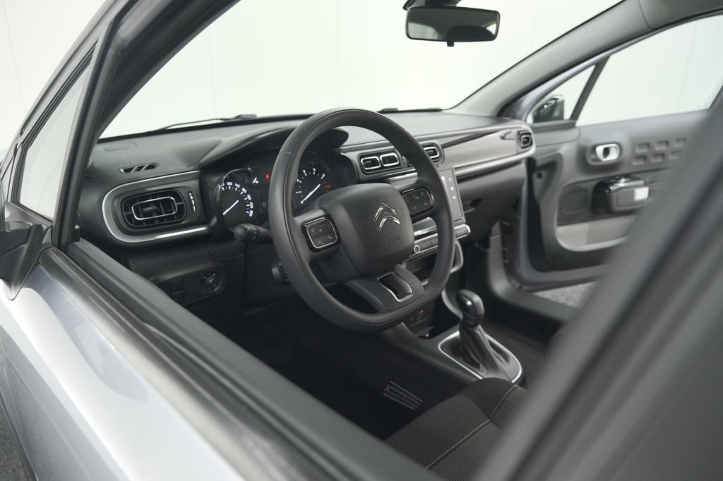 Citroen C3 puretech 110 eat6 max | parkeersensoren | apple carplay | 16 inc