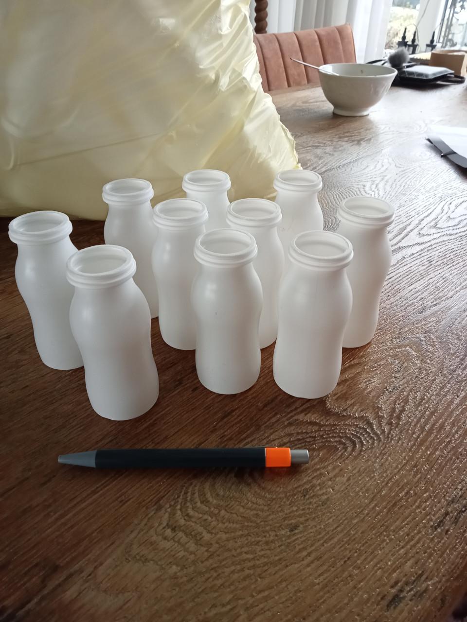 Lege probiotica flesjes knutsel materiaal