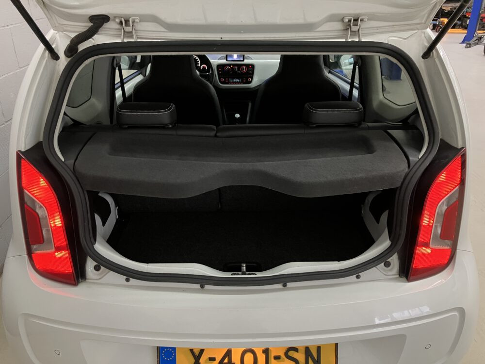 Volkswagen Up! 1.0 high up!