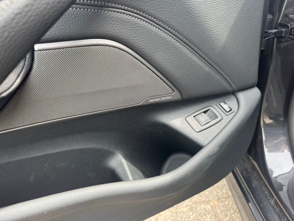 BMW 5 Serie touring 530e high executive