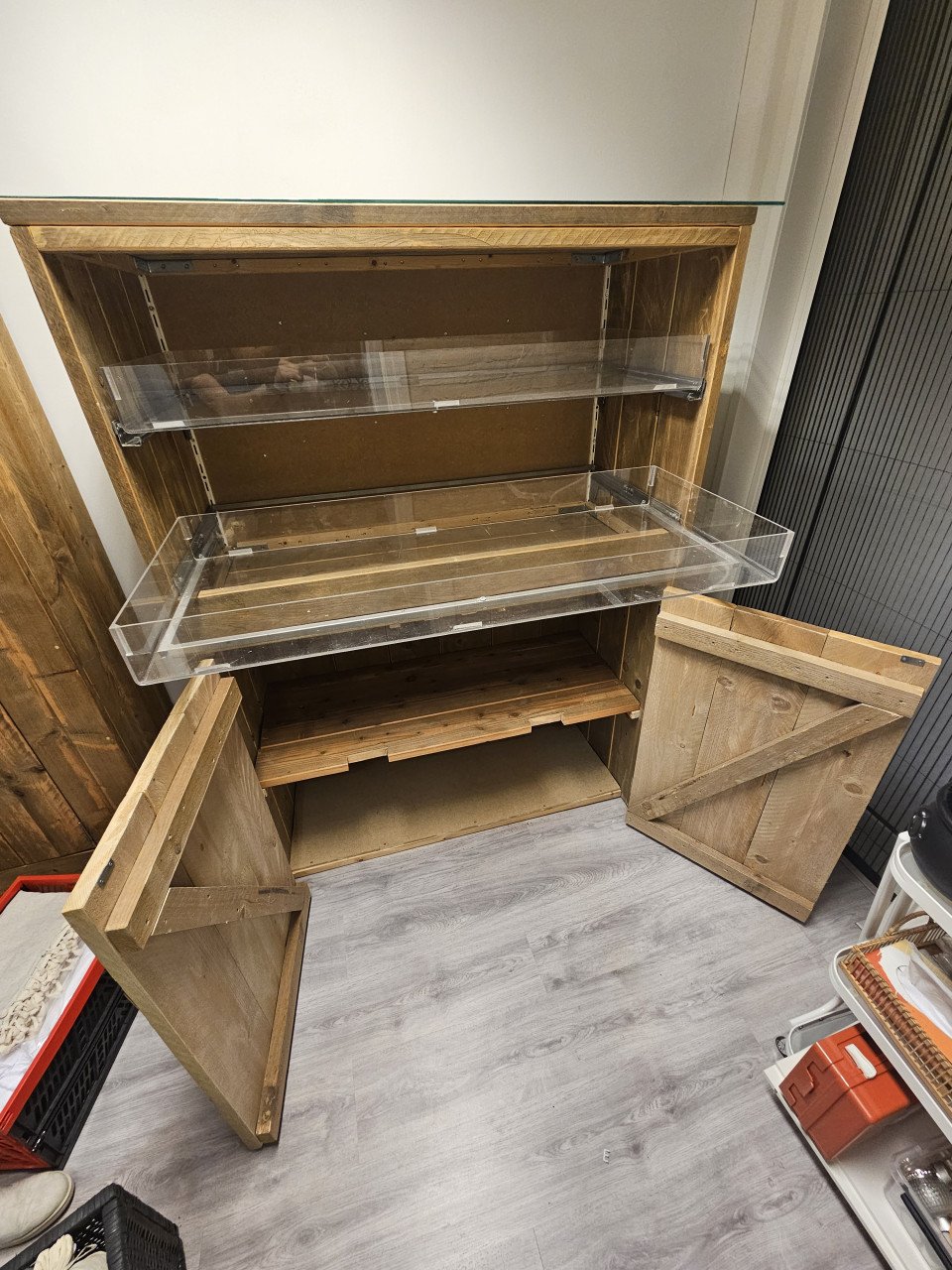 Te Koop, salon/praktijk meubilair