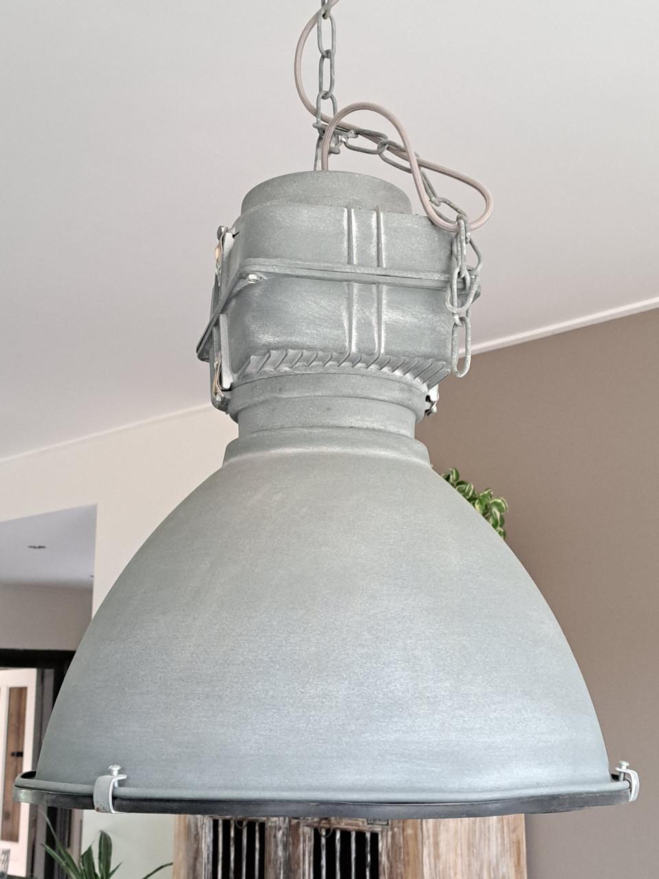 MOOIE INDUSTRIËLE HANGLAMP