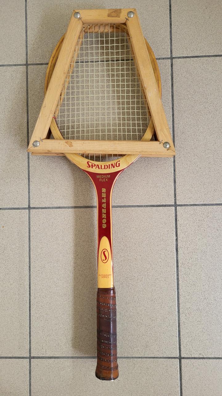 Vintage Spalding Gonzales Medium Flex tennis racket