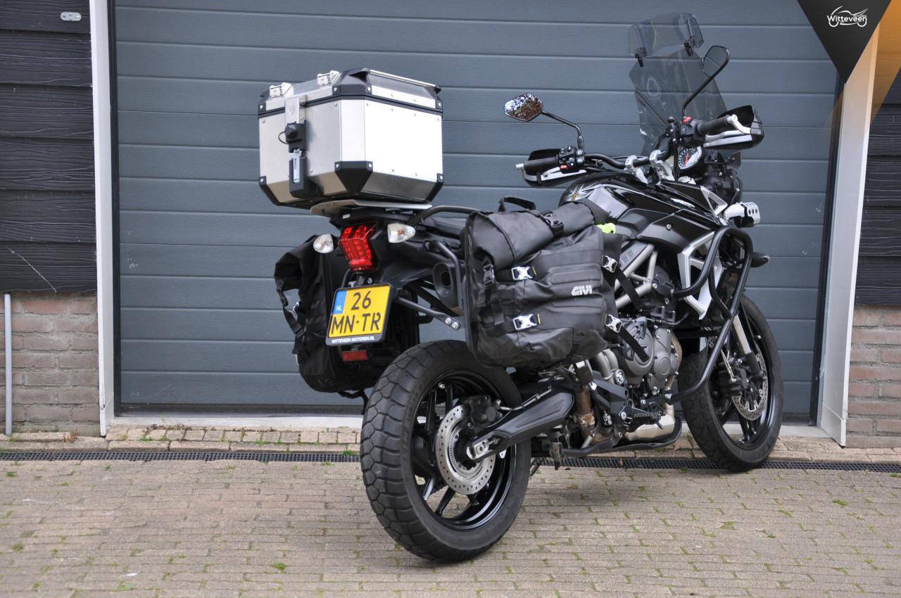 Triumph Tiger 800 XR ABS Zeer complete motor!