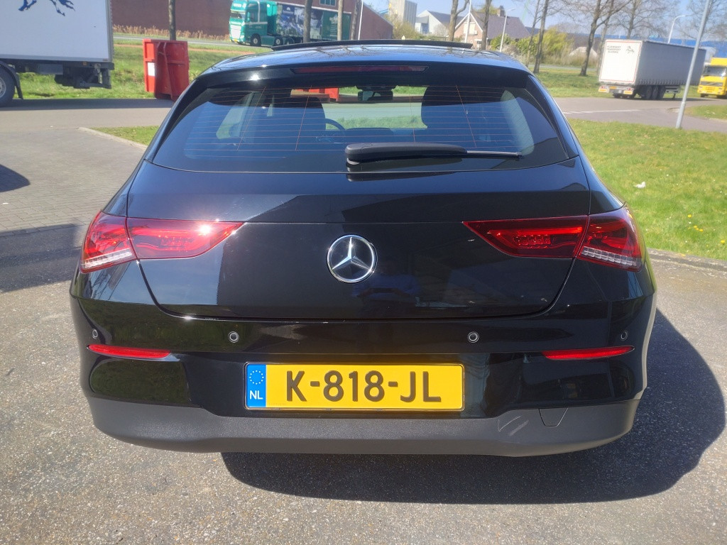 Mercedes-Benz Cla shooting brake 180 business sol. | automaat