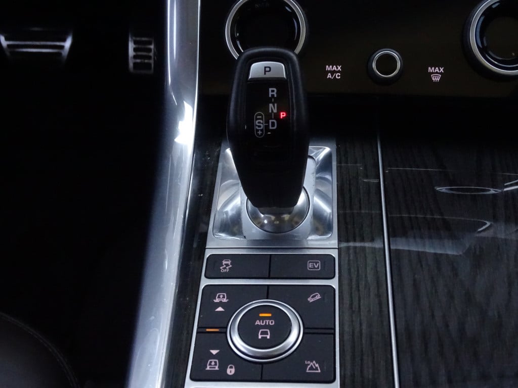 Land Rover Range Rover p400e hse dynamic | hud | matrix led | stoel ventila