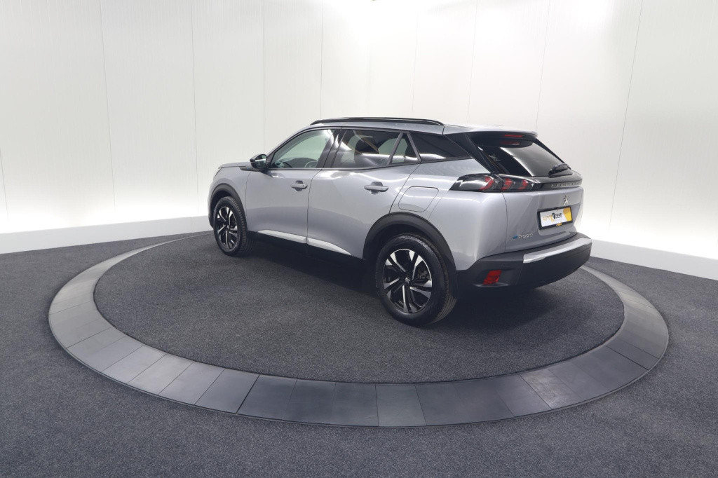 Peugeot E-2008 ev allure pack 50 kwh | 3 fase laadfunctie | camera | naviga