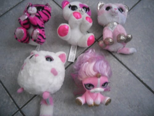 5 KNUFFELS
