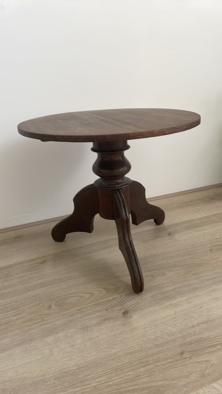 Bijzettafel antiek