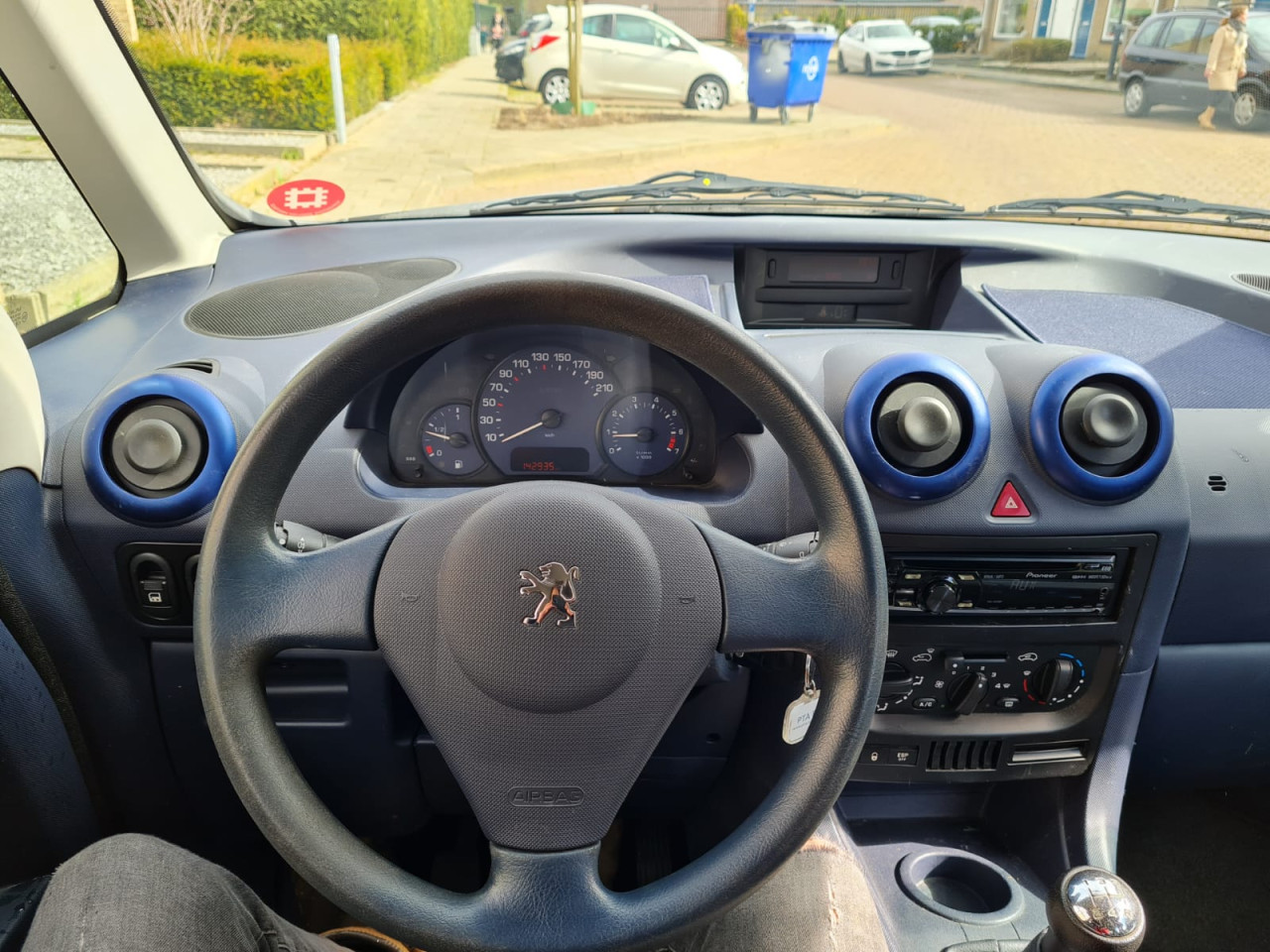 Peugeot 1007