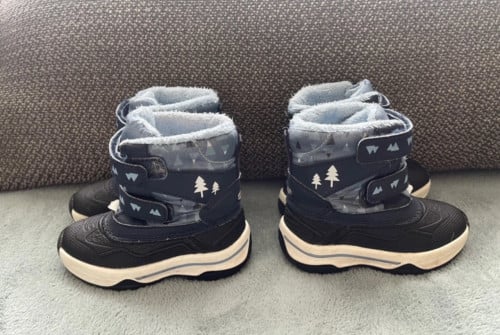 Sneeuwlaarsjes / snowboots maat 22/23