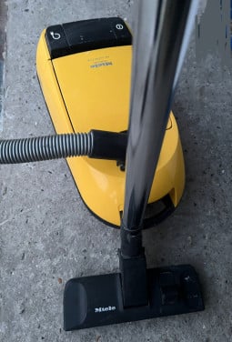 Miele Stofzuiger 1400W Als nieuw