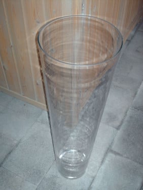 Te koop ; Glazen cilindervaas.