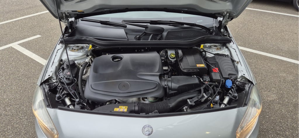 Mercedes-Benz A-Klasse 180 ambition l airco l camera l navigatie l stoelver