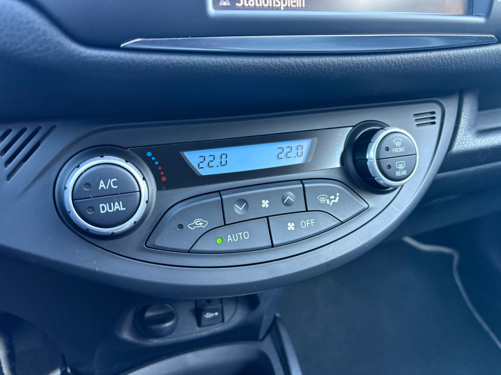Toyota Yaris 1.5 hybrid y20 exclusive edition