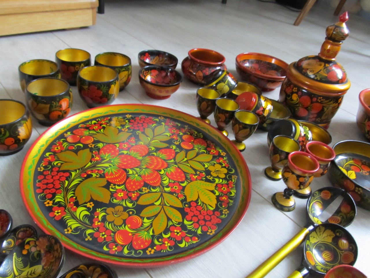 Khokhloma lak
