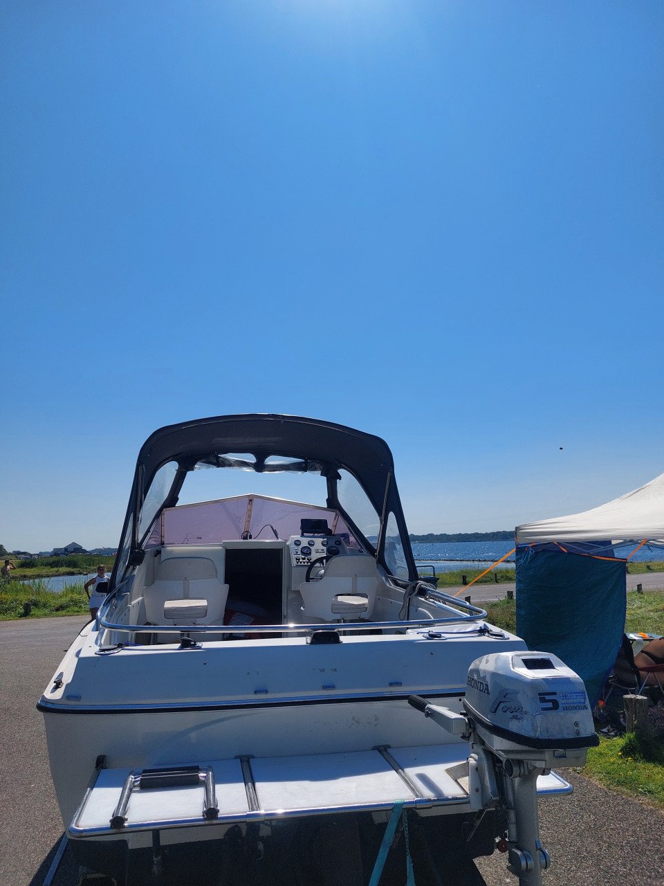 Kajuitboot met trailer