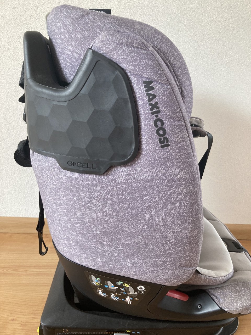 Maxi Cosi Titan Pro kinderstoel grijs