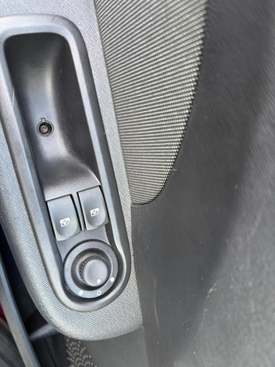 Renault Twingo 1.2 16v dynamique/pano/airco/cruise control/hele leuke auto/