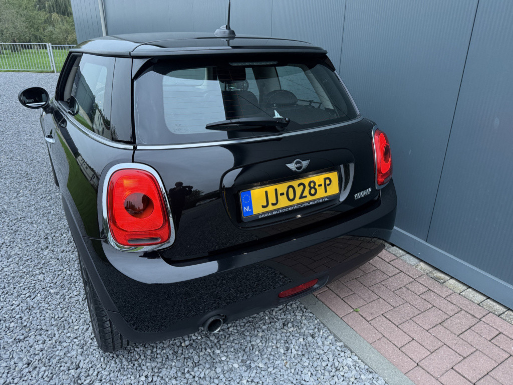 Mini Cooper mini 1.5 navigatie business 3-drs