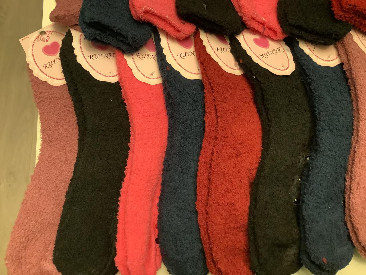 Partij warme sokken met antislip. ( partij 259)