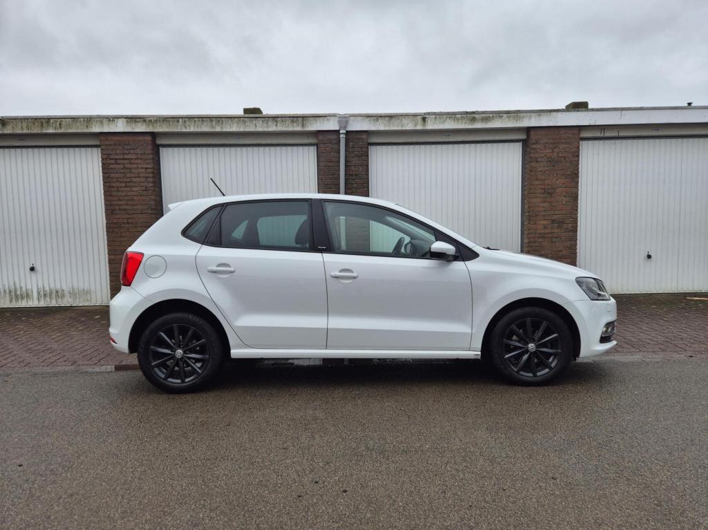 Volkswagen Polo 1.2 tsi allstar bluemotion / 5-deurs / cruisecontrol / stoe