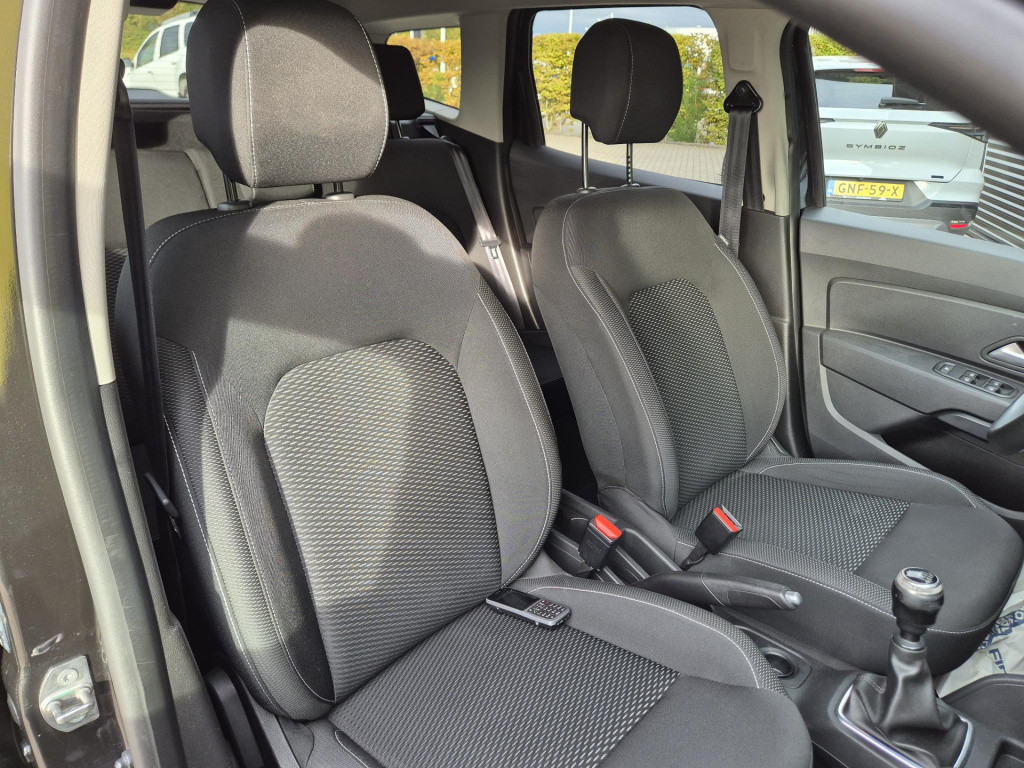 Dacia Duster tce 125 comfort navigatie, camera, bluetooth, cruise control