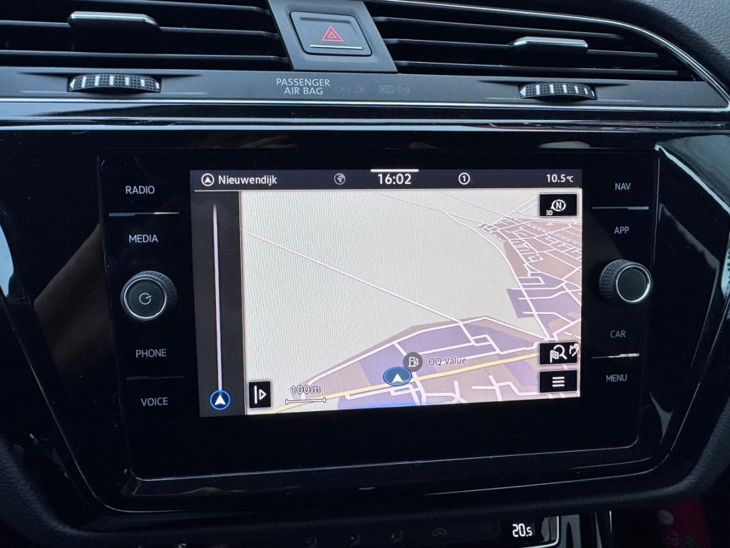 Volkswagen Touran 1.5 tsi highline