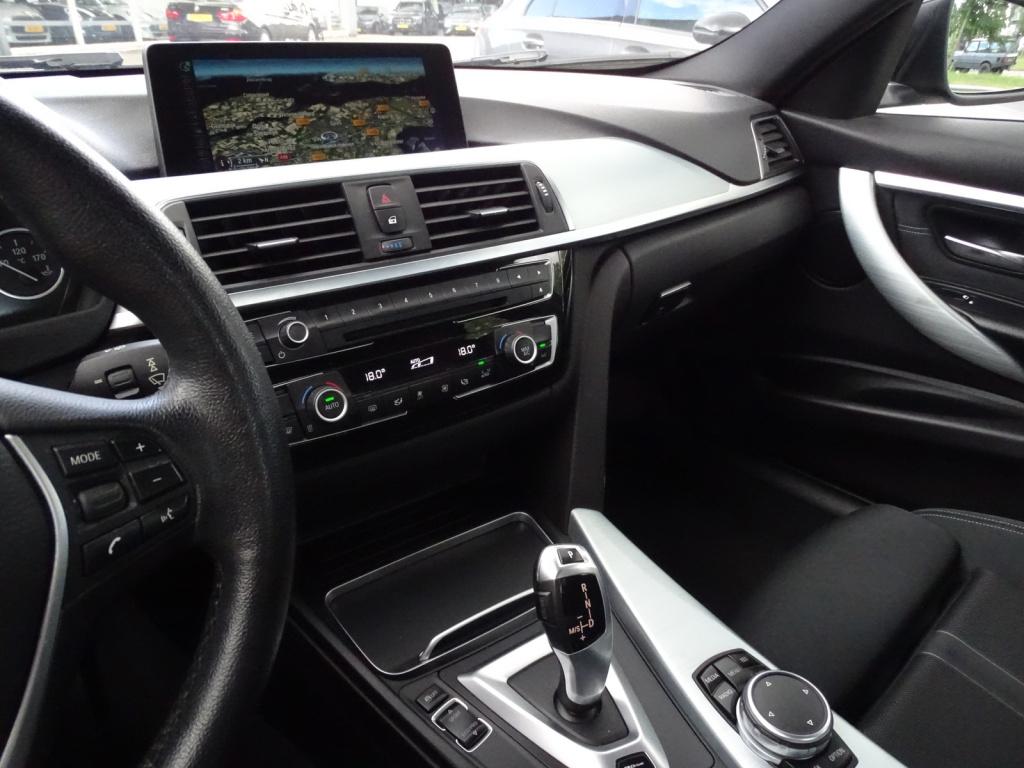 BMW 3-serie 330e