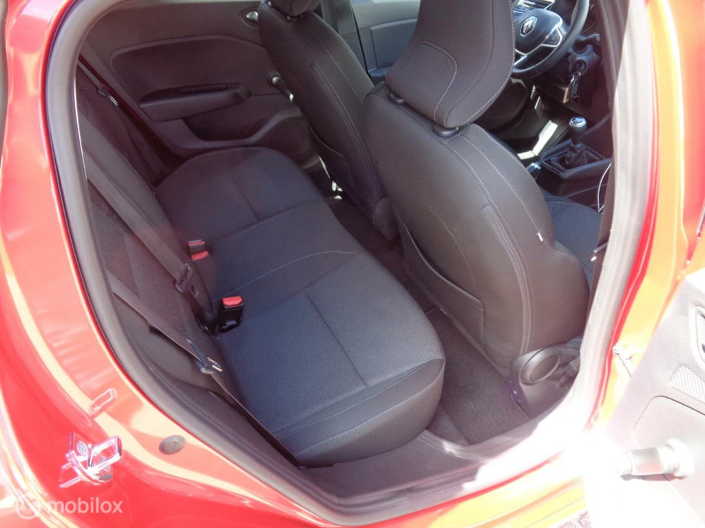 Renault Clio 1.0 tce intens/airco/lm velgen/carplay/pdc/cruise/full led/1st