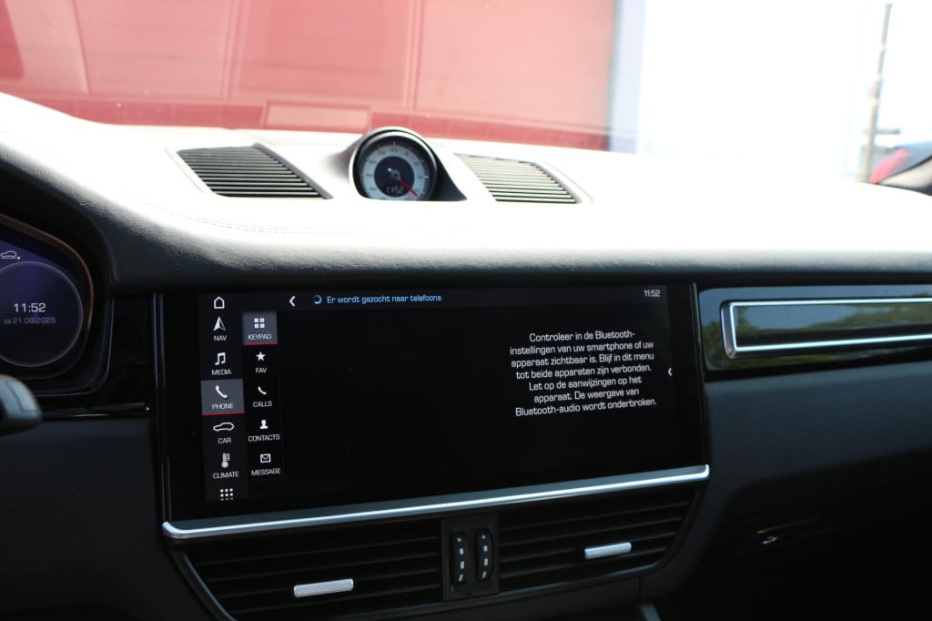 Porsche Cayenne coupé 3.0 | sport design | sport chrono |