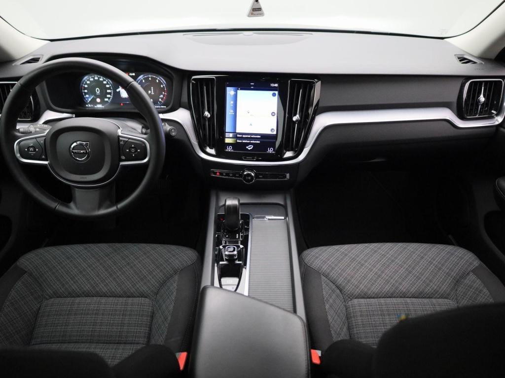 Volvo V60 2.0 b3 momentum business | automaat | virtual cockpit | dab | led