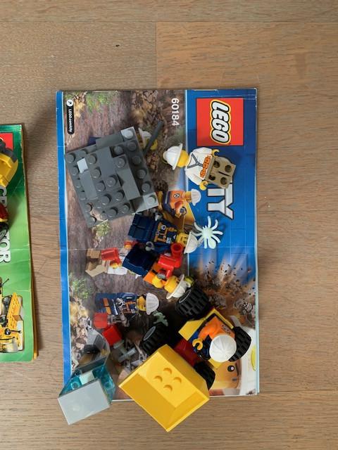 3 legosets grondwerkers