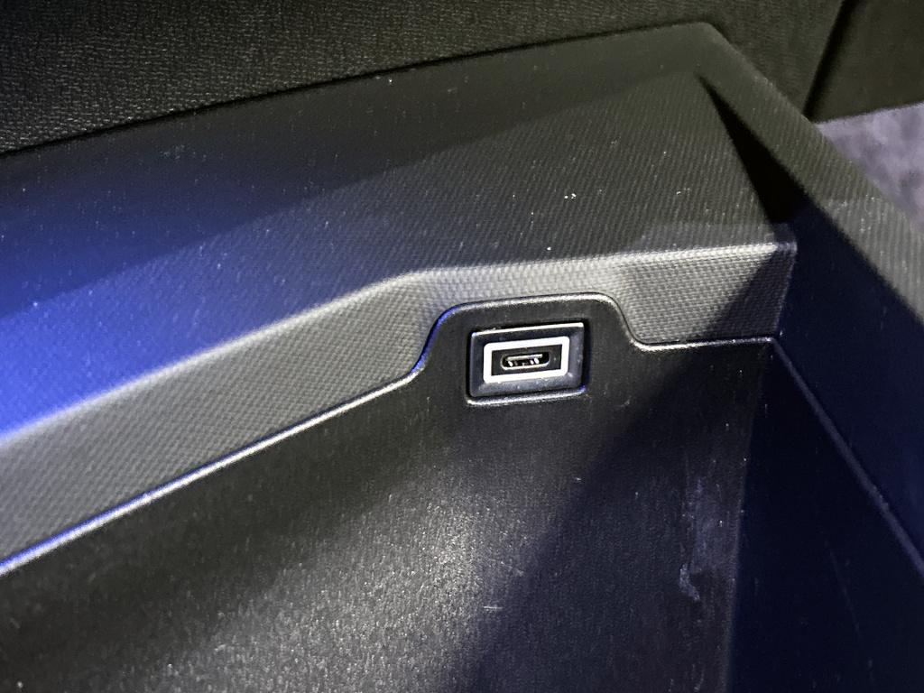 Peugeot 5008 1.2 hybrid 145 allure | rijklaar | 360 camera | adaptive cc |