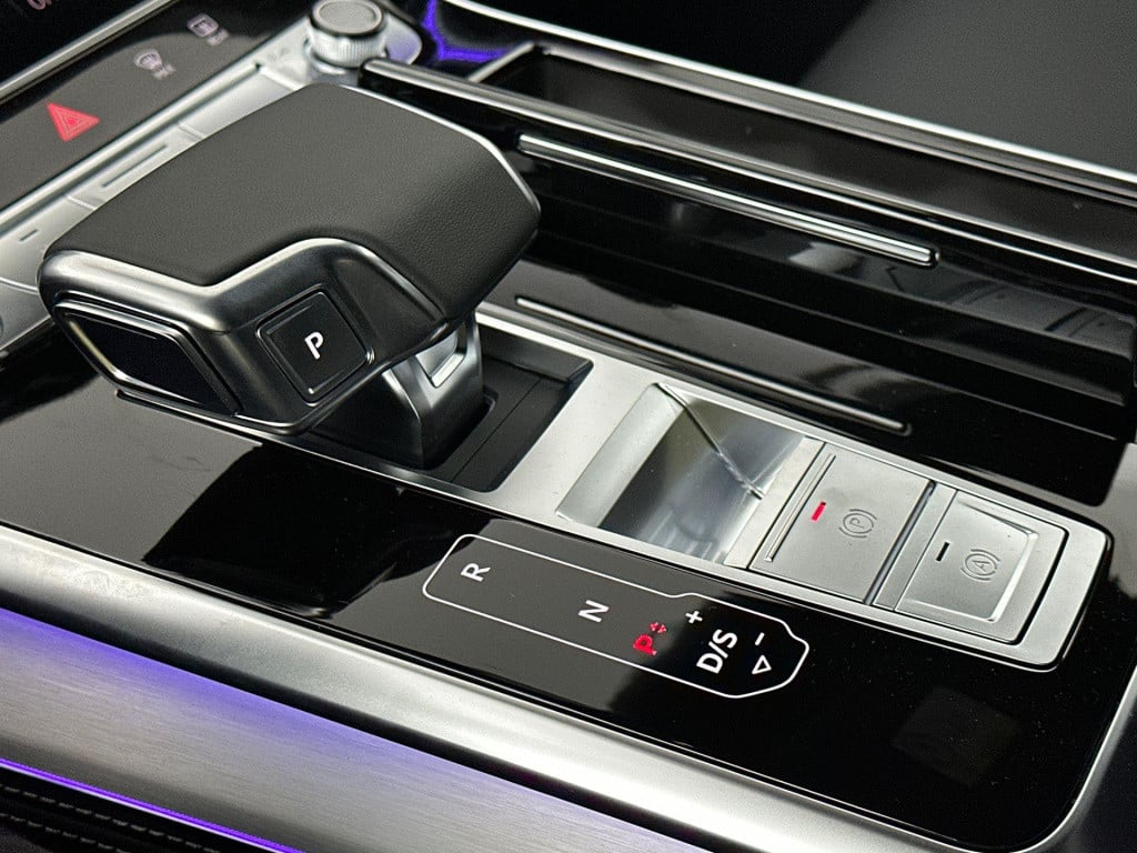 Audi Q7 pro line s 55 tfsi e 290 kw / 394 pk suv 8 versn.
