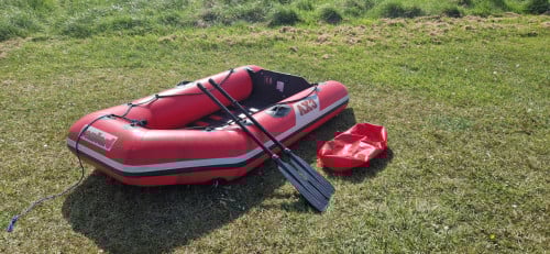Rubberboot met buitenboord moter