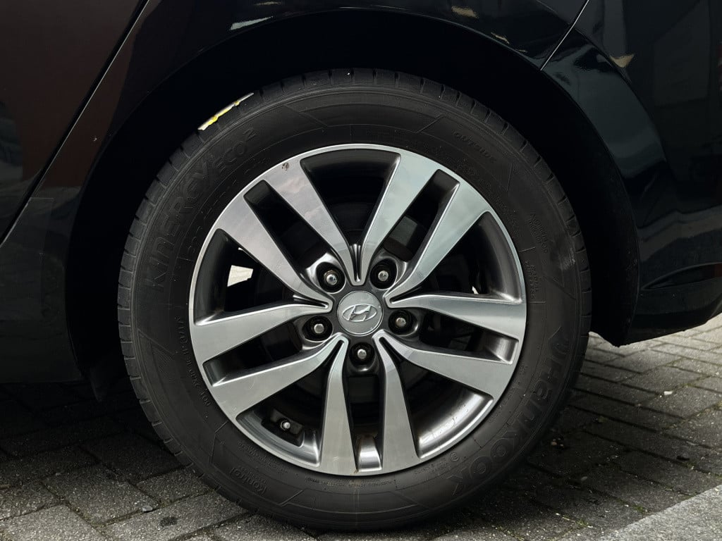 Hyundai I 30 1.4 t-gdi premium automaat - apple/ android carplay | nav | da