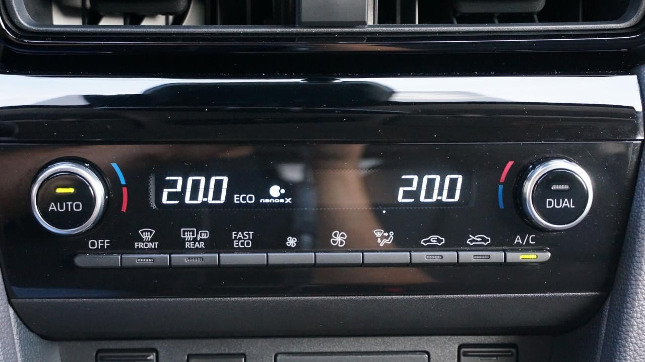 Toyota Yaris Cross 1.5 Hybrid 130 Executive rijklaar incl garantie
