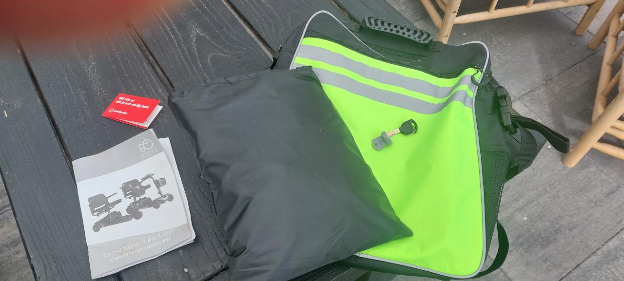 Scootmobiel Excel Xena 4 wiels , demontabel.