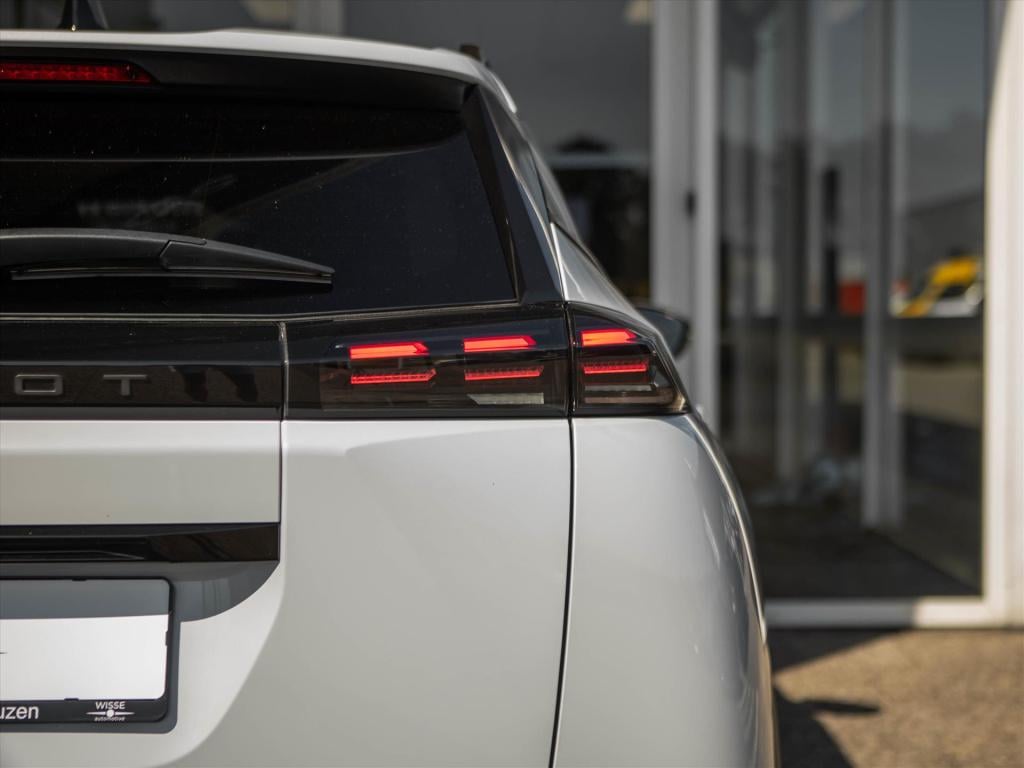 Peugeot 2008 1.2 hybrid 145pk e-dcs6 allure