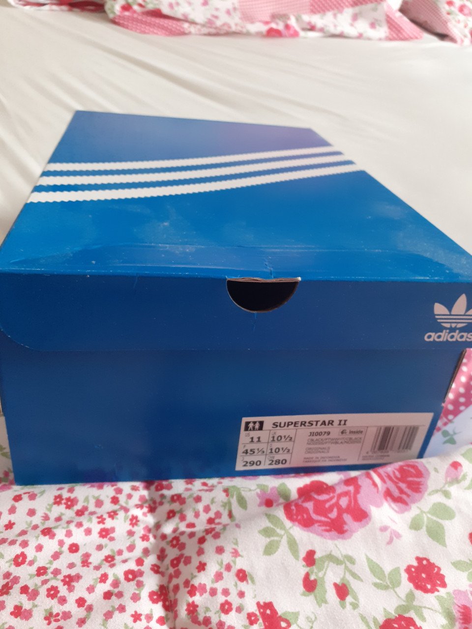 Nieuwe Addidas schoenen maat 45  nooit opgelopen