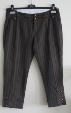 3/4 broek bruin met stepen broek maat 38