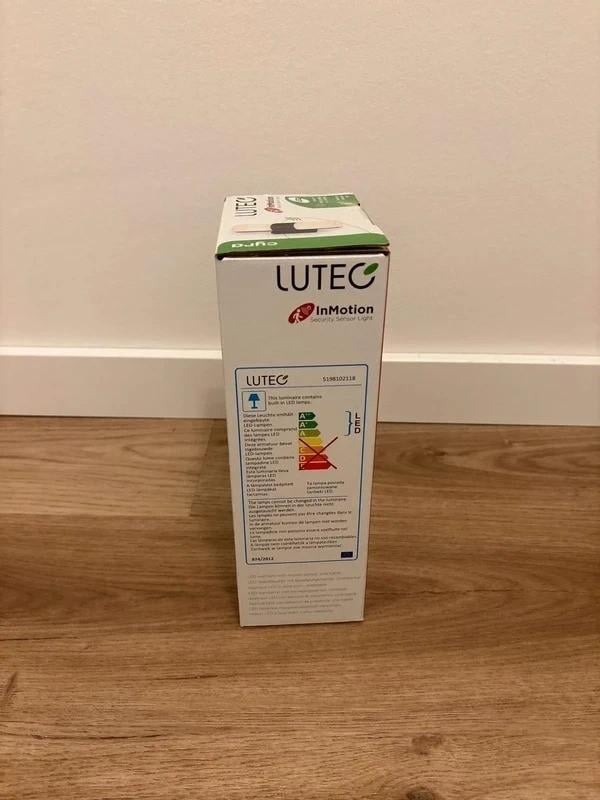 Lutec buitenlamp met sensor – Nieuw in doos 💡