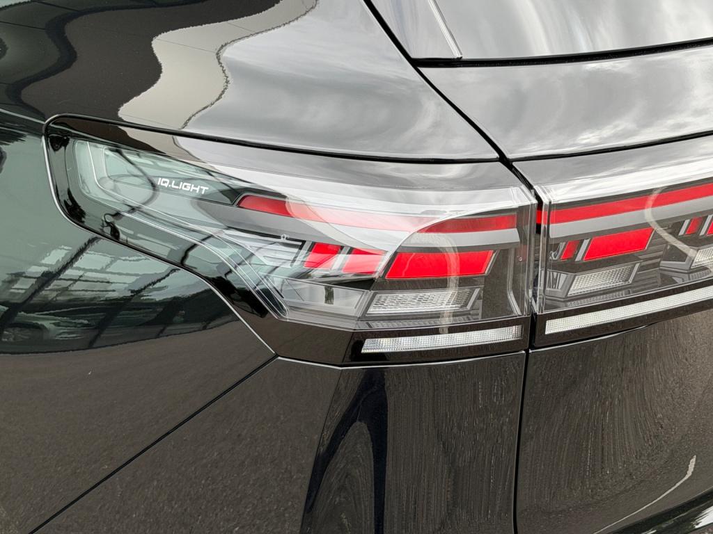 Volkswagen Tiguan 1.5 etsi 150pk dsg goal | trekhaak | 360 camera | iq ligh