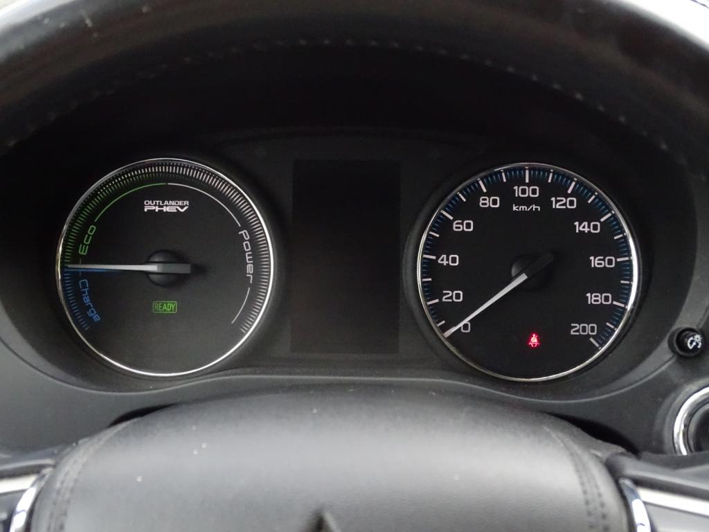 Mitsubishi Outlander 2.0 phev instyle+ schuif-/kanteldak | stoel-/stuurverw