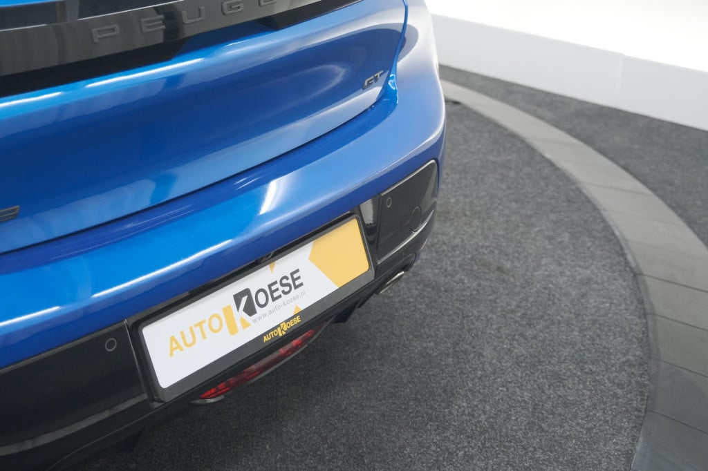 Peugeot 208 puretech 100 gt | camera | apple carplay | parkeersensoren