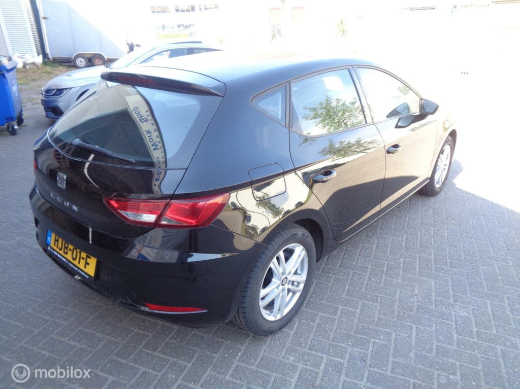 Seat Leon 1.0 ecotsi reference/airco/lm velgen/1st eig/slechts 94000km